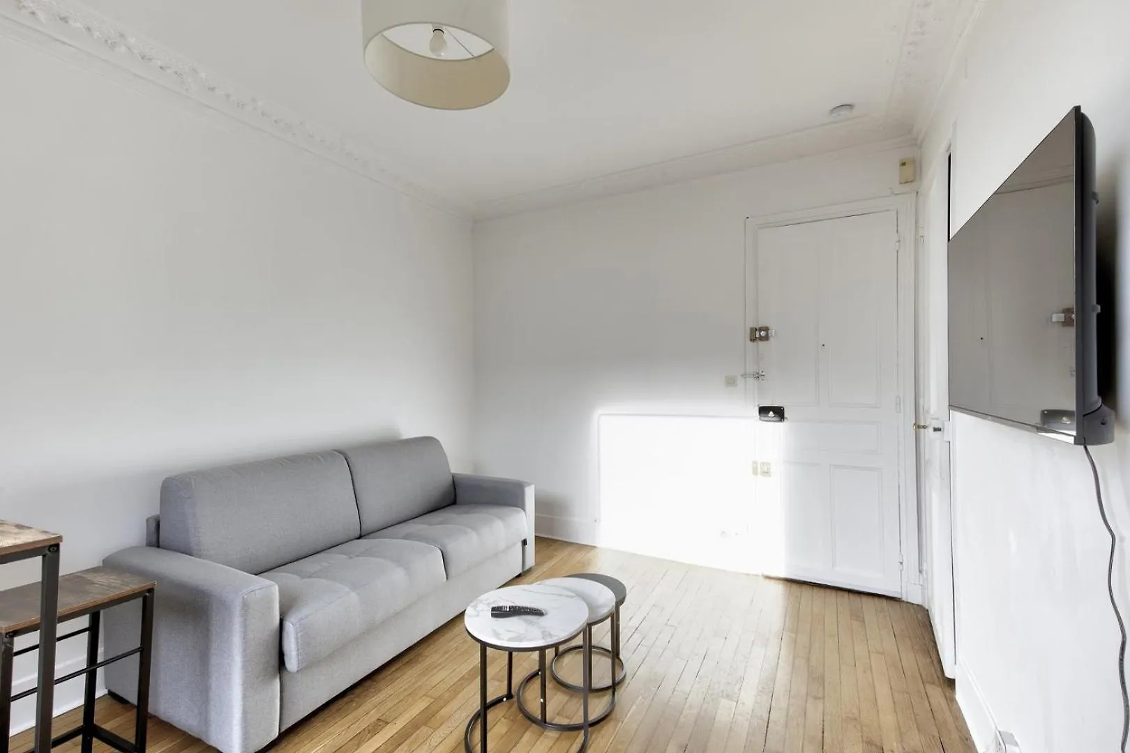 568 Dulong - Superbe Parisien París